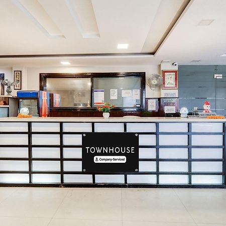 Super Townhouse Sector 38 Gurgaon Near Medanta Hotel Екстериор снимка